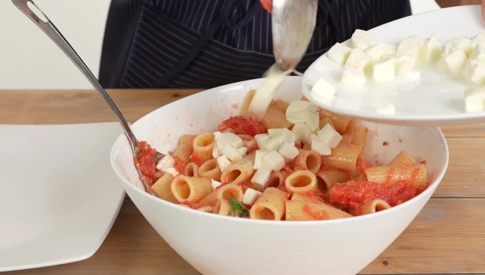 Add the mozzarella (419.68).