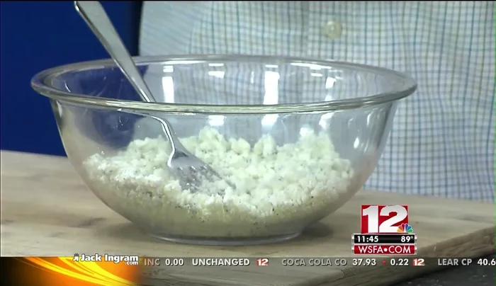 Crumble Gorgonzola cheese (or chop if using a block). Add a small amount of heavy cream and mash together to create a spread.