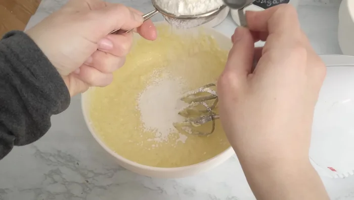 Incorporate cornstarch into the mixture. Set aside. [83.799]