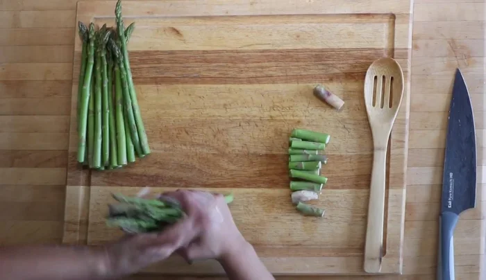 Chop off the thicker ends of asparagus and blanch in boiling salted water for 45 seconds to 1 minute, until bright red-green. Immediately plunge into ice water.