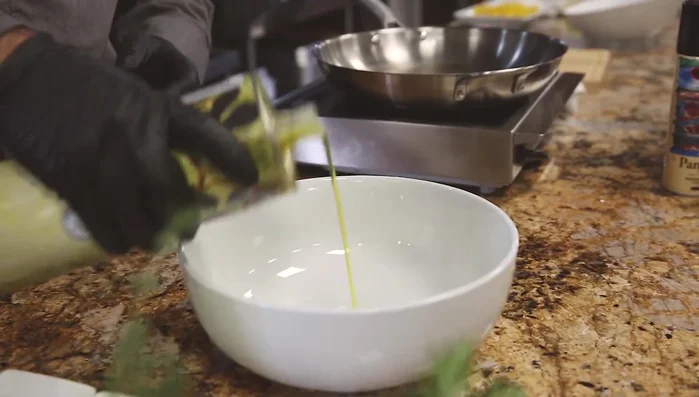 Prepare the marinade: Combine olive oil, minced garlic, thyme, rosemary, sage, white wine, salt, and pepper.