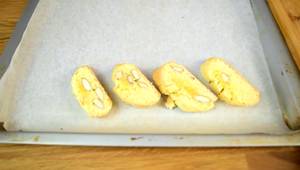 Authentic Tuscan Biscotti Recipe: Twice-Baked Almond Cookies