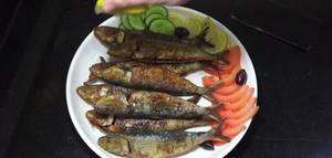 Crispy Fried Sardines: Easy Mediterranean Recipe