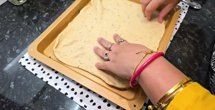 Bake the pizza for another 10-15 minutes at 180°C (356°F), until the cheese is melted and bubbly.