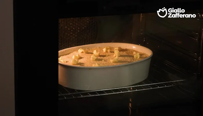 Bake in a preheated oven at 200°C (static mode) for 40 minutes. For a browner top, broil for a few minutes.