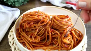 Spaghetti all'Assassina Recipe: A Unique, Toasted Pasta Delight