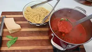 Authentic Italian Tomato Basil Sauce: A Step-by-Step Guide