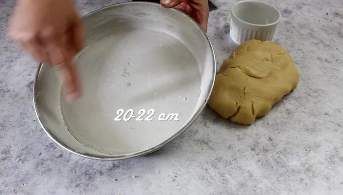 Divide the pastry; use half for the tart base and the other half for decorations.