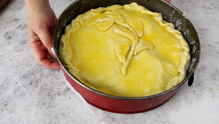 Bake at 180°C (static) until golden brown.