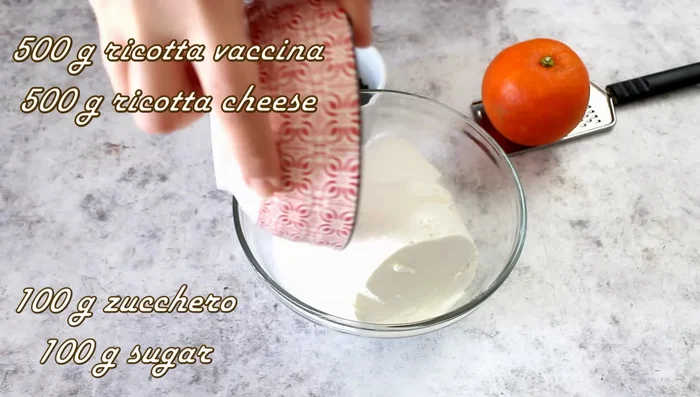 Prepare the filling: Combine ricotta, sugar, and orange rind in a bowl. Mix well (you can use an electric whisk).