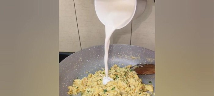 Sprinkle with Katla Kothamir.