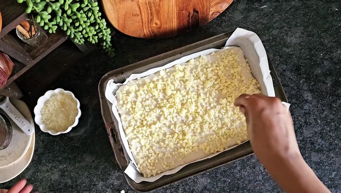 Preheat oven to 190°C (375°F).