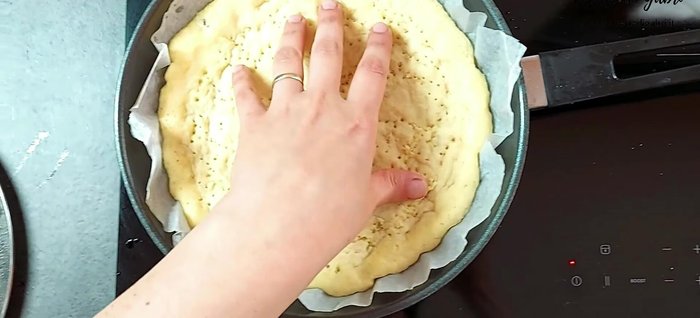 Cook for 11-15 minutes with the lid on, then flip and cook for another 3-4 minutes without the lid to brown the edges.