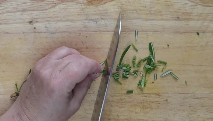 Optional: Add finely chopped herbs (rosemary or thyme) evenly over the batter before baking.