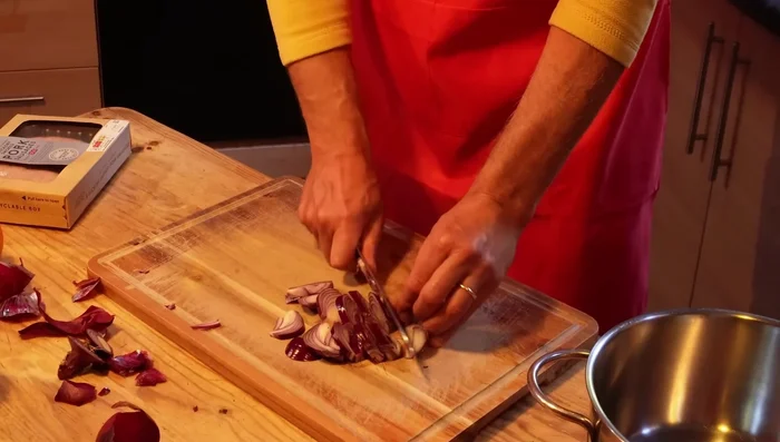 Prepare the stuffing: Sauté finely chopped red onion in olive oil. Add sausages (removed from casings), bay leaf, more rosemary and sage.