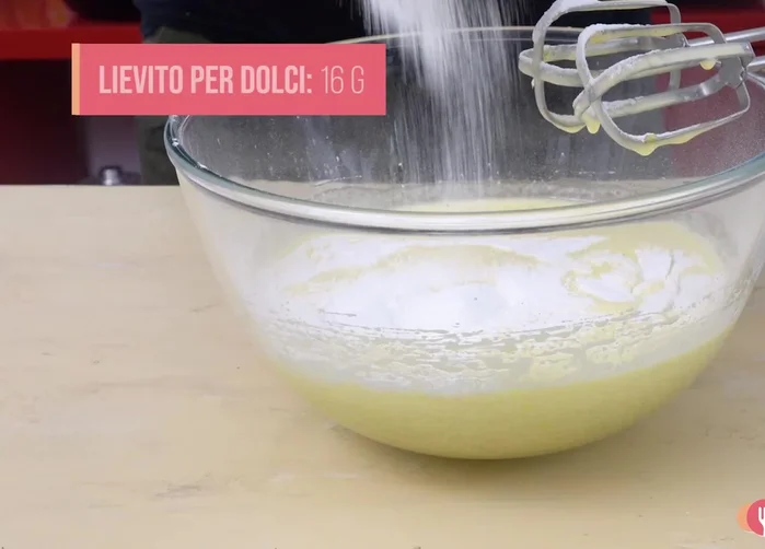 Add 16g of sifted baking powder.