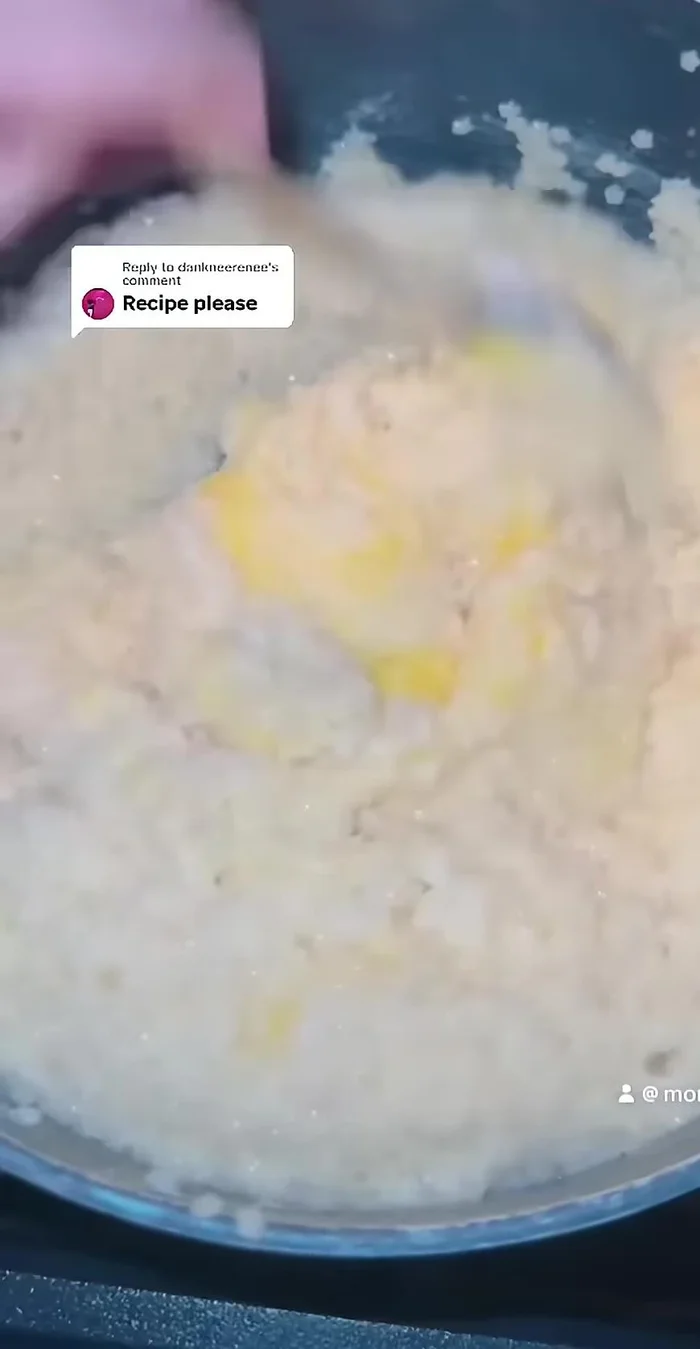 To serve, add the pastina to a bowl. Ladle the broth over the top. Drizzle with olive oil and season with salt and pepper.