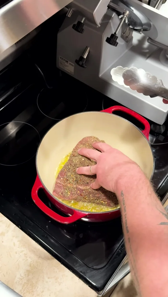 Preheat oven to 250°F (120°C).