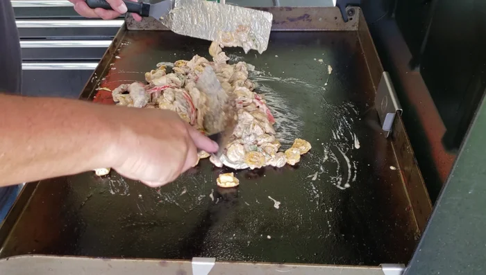Mix well to combine all ingredients.